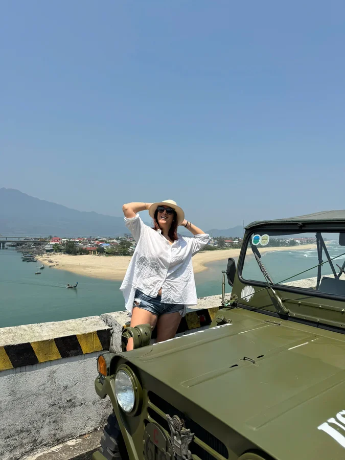 Hai Van Pass Jeep tour sea view Hoi An to Hue DDTravel