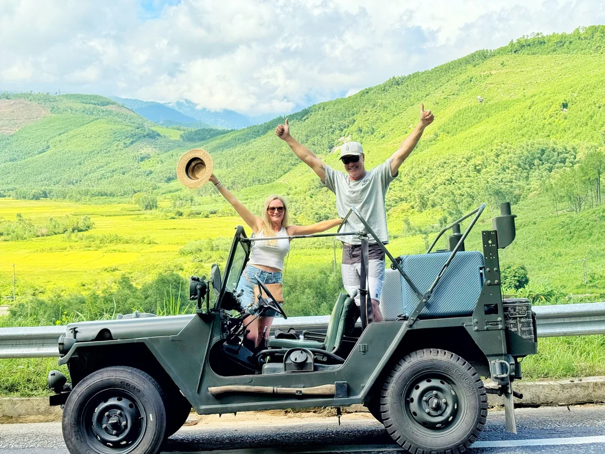 Hải Vân Pass Jeep M151 private tour DDTravel