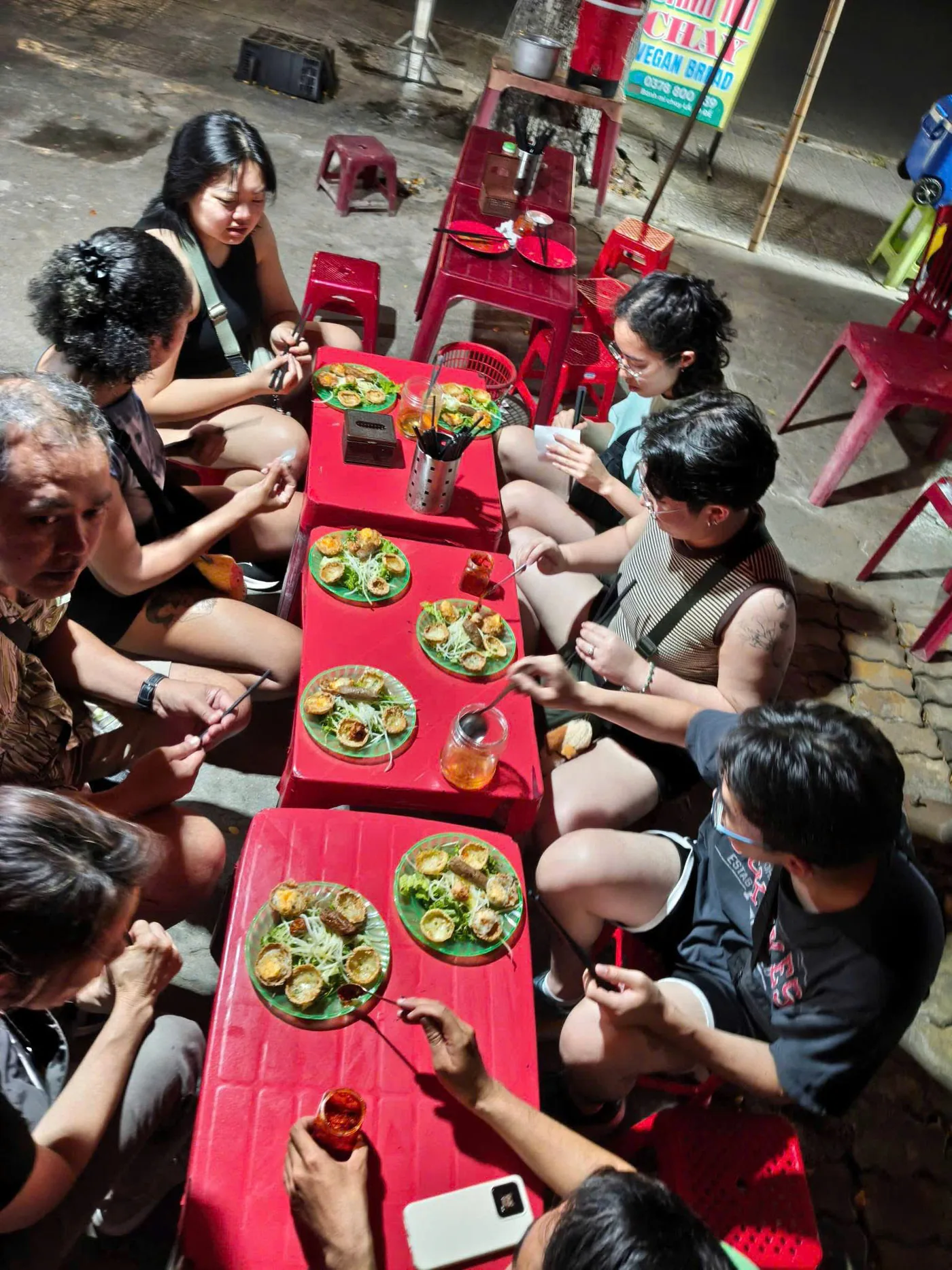 Banh Can street vendor group Hoi An food tour DDTravel