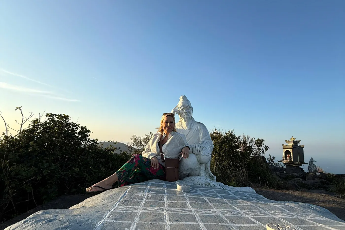Ban Co peak chess table sunrise guest Son Tra DDTravel